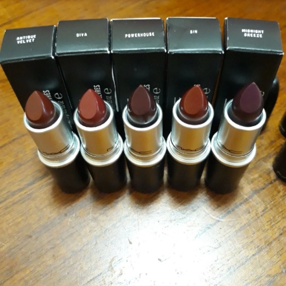 Mac matte Lipstick bundle  5pcs new authentic
